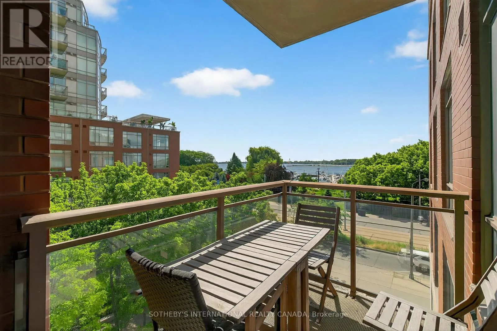 405W - 500 QUEENS QUAY W