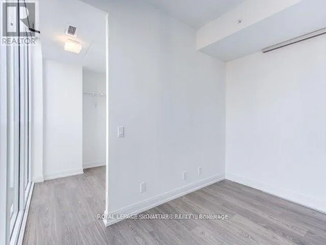 1603 - 181 DUNDAS STREET E