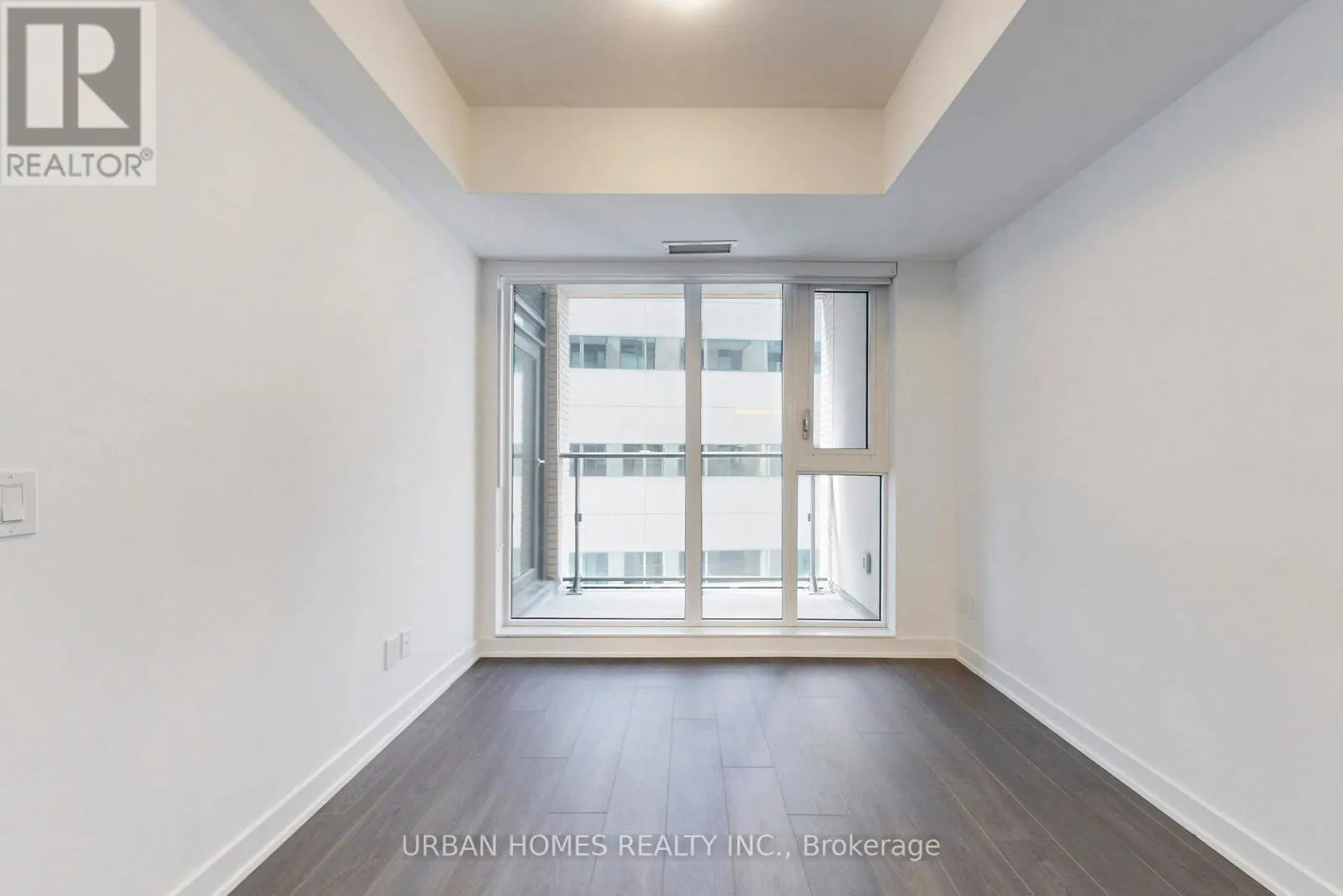 737 - 543 RICHMOND STREET W