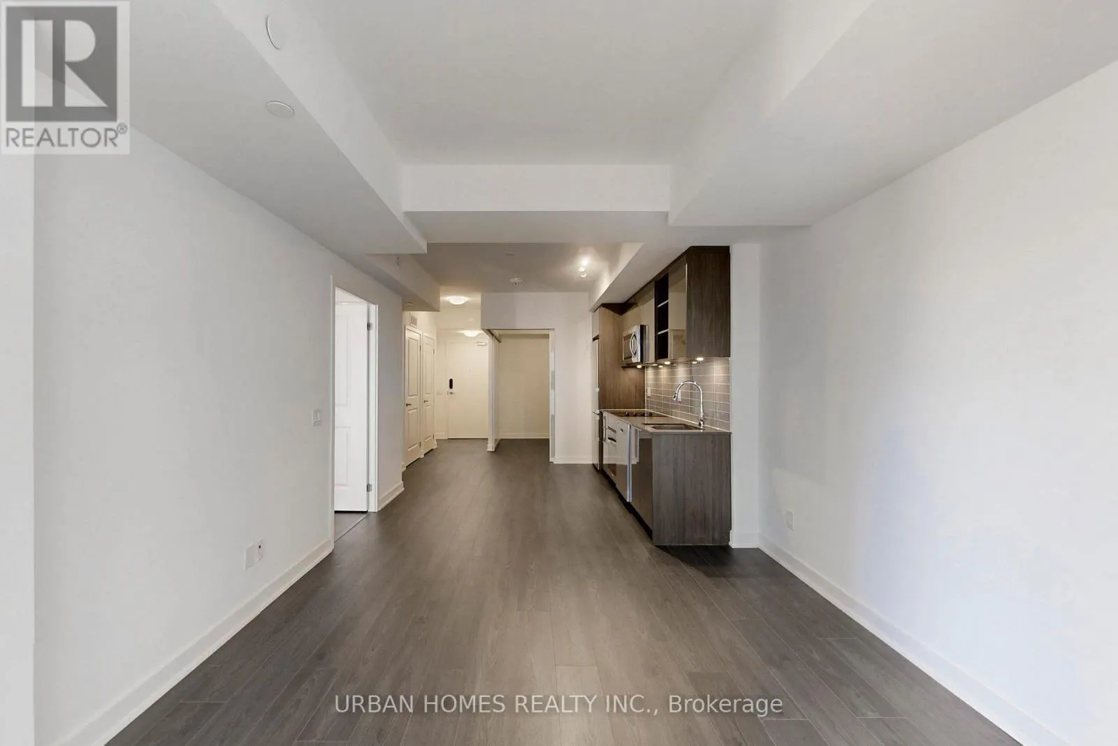 737 - 543 RICHMOND STREET W