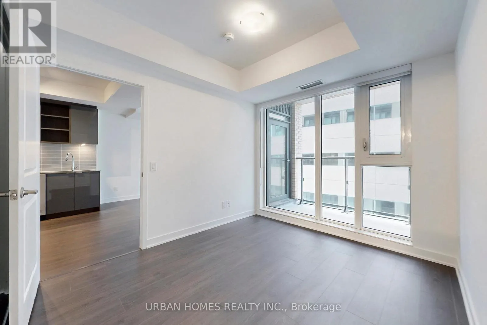 737 - 543 RICHMOND STREET W