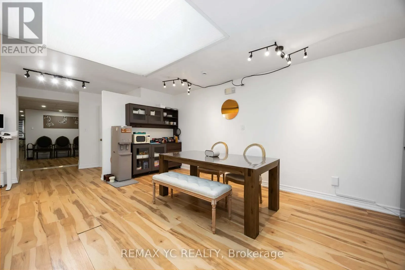 2ND FLOOR - 4864 YONGE STREET