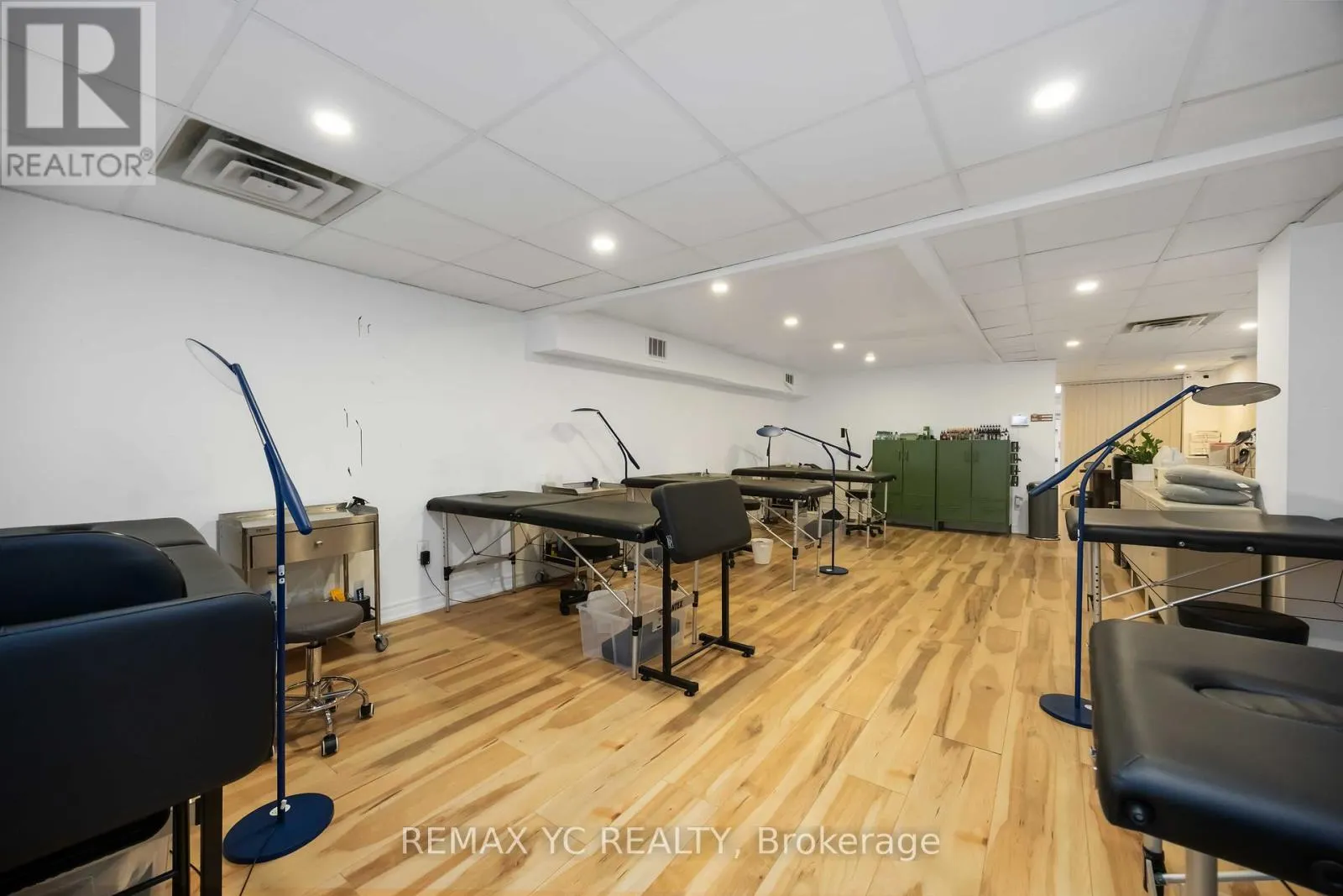 2ND FLOOR - 4864 YONGE STREET