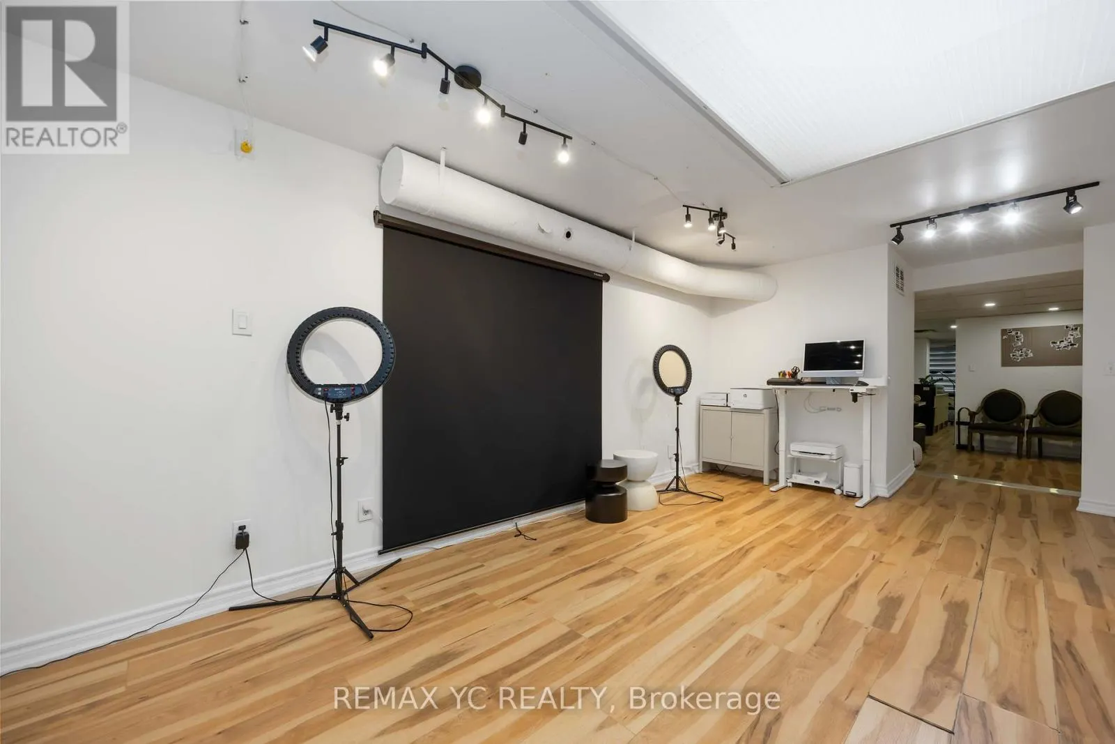 2ND FLOOR - 4864 YONGE STREET