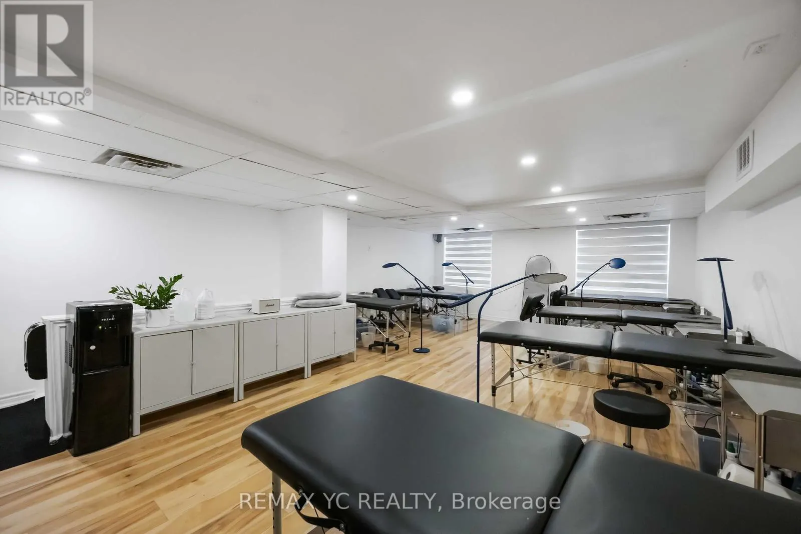 2ND FLOOR - 4864 YONGE STREET