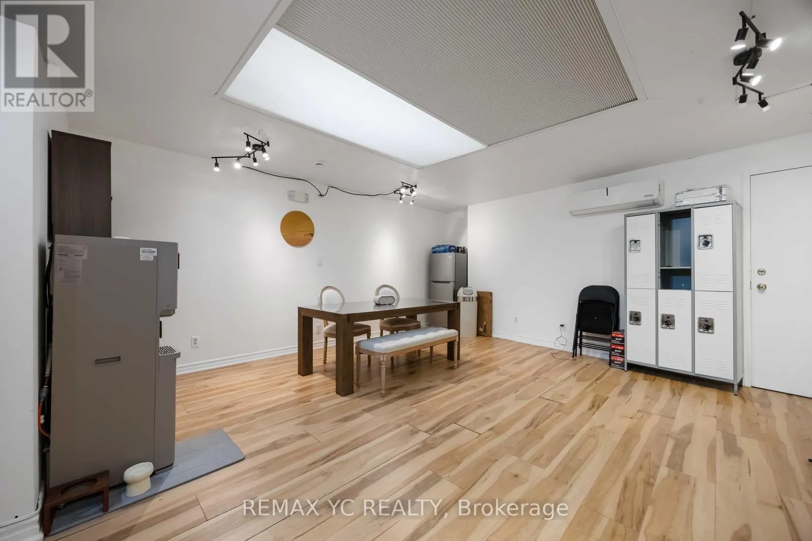 2ND FLOOR - 4864 YONGE STREET