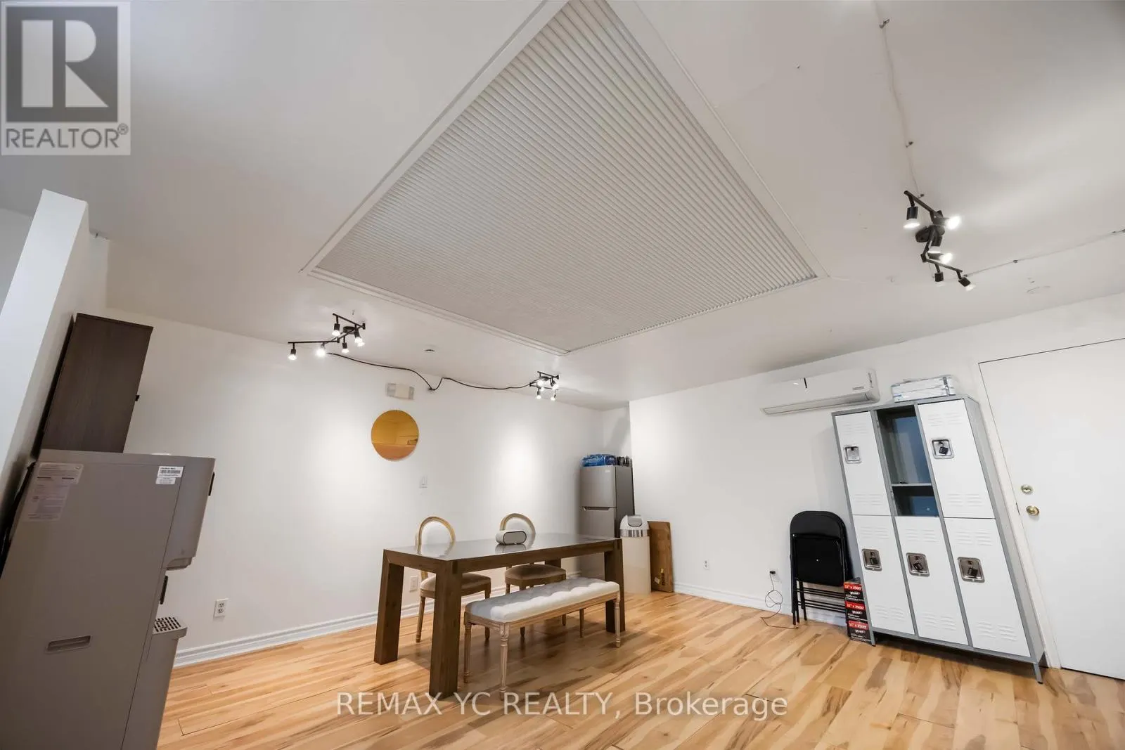 2ND FLOOR - 4864 YONGE STREET
