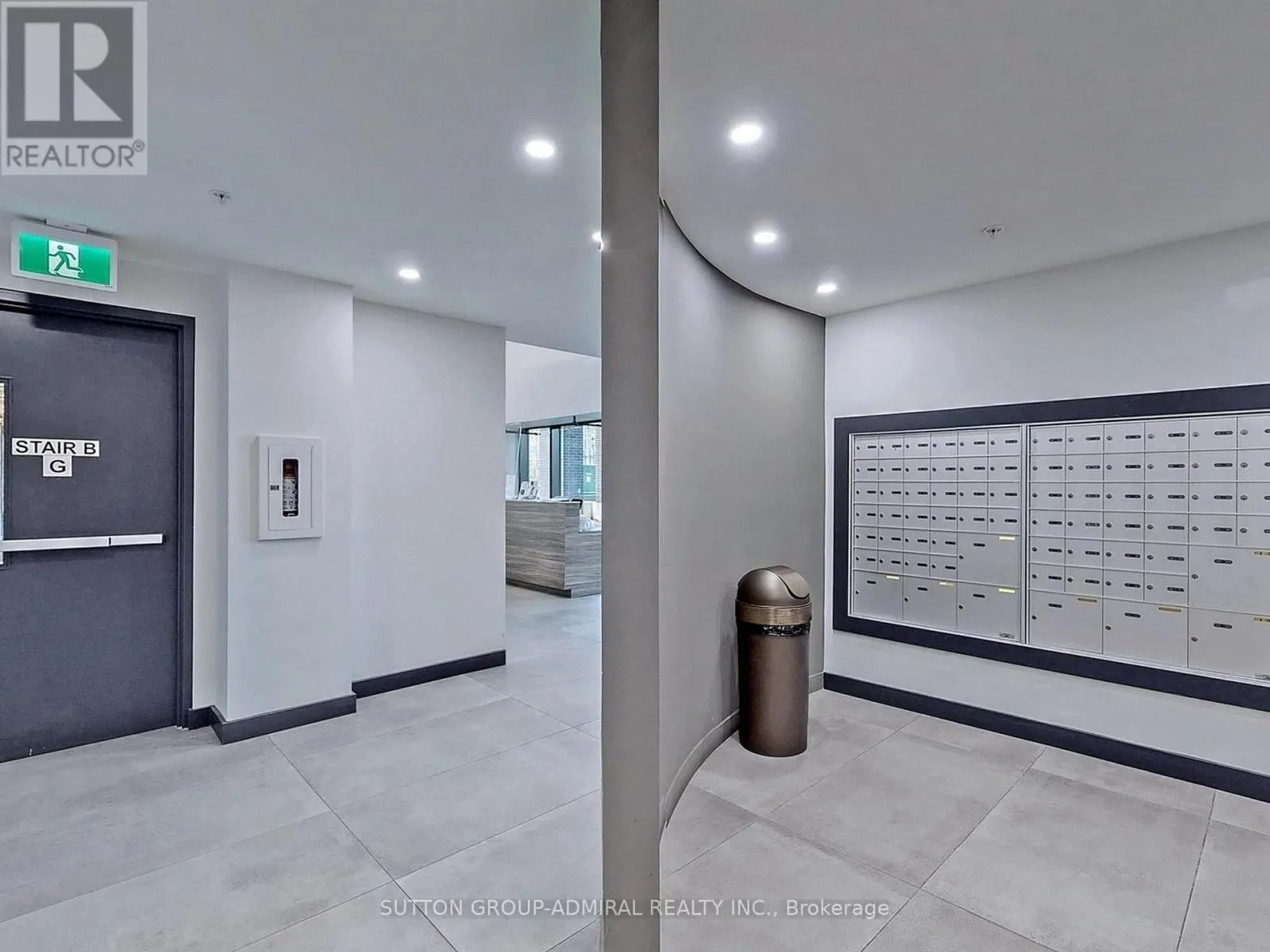 1111 - 3237 BAYVIEW AVENUE