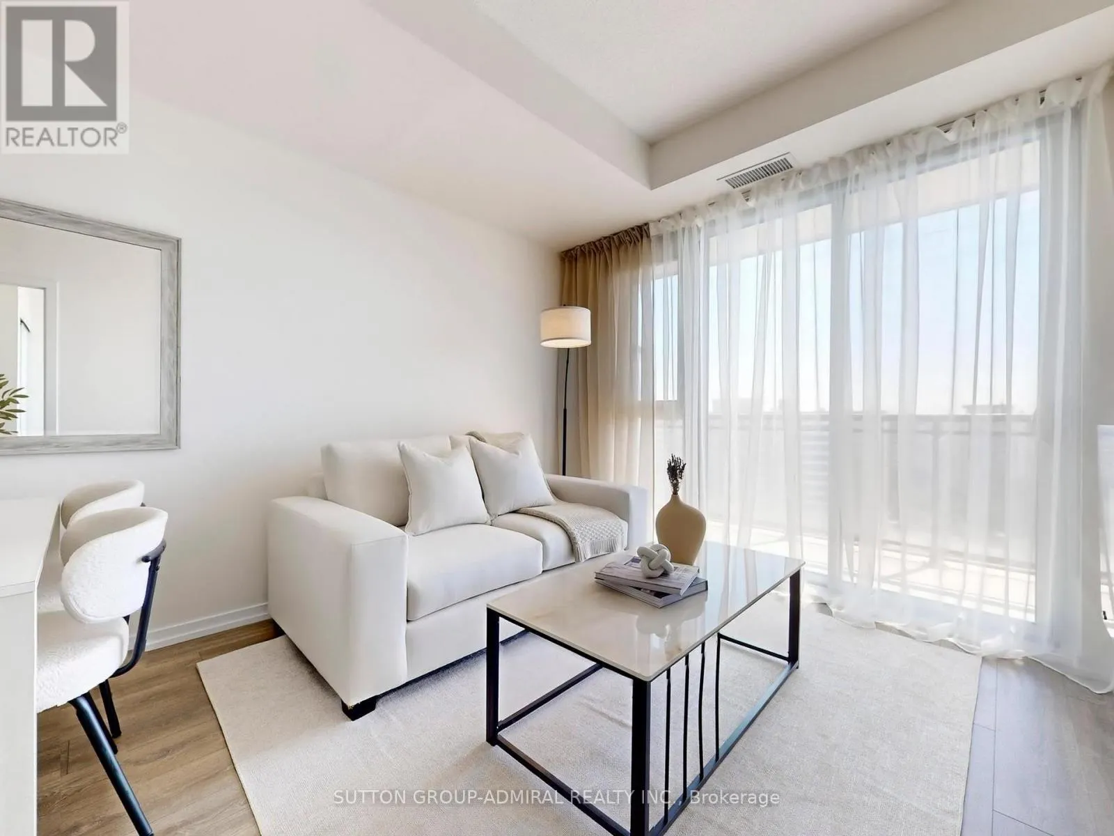 1111 - 3237 BAYVIEW AVENUE