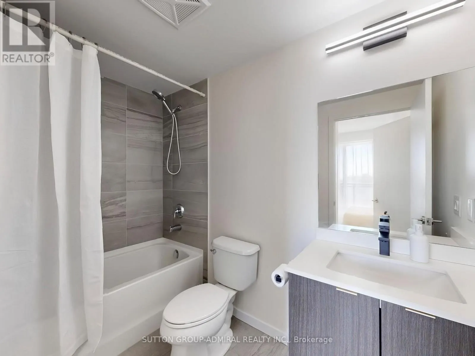 1111 - 3237 BAYVIEW AVENUE