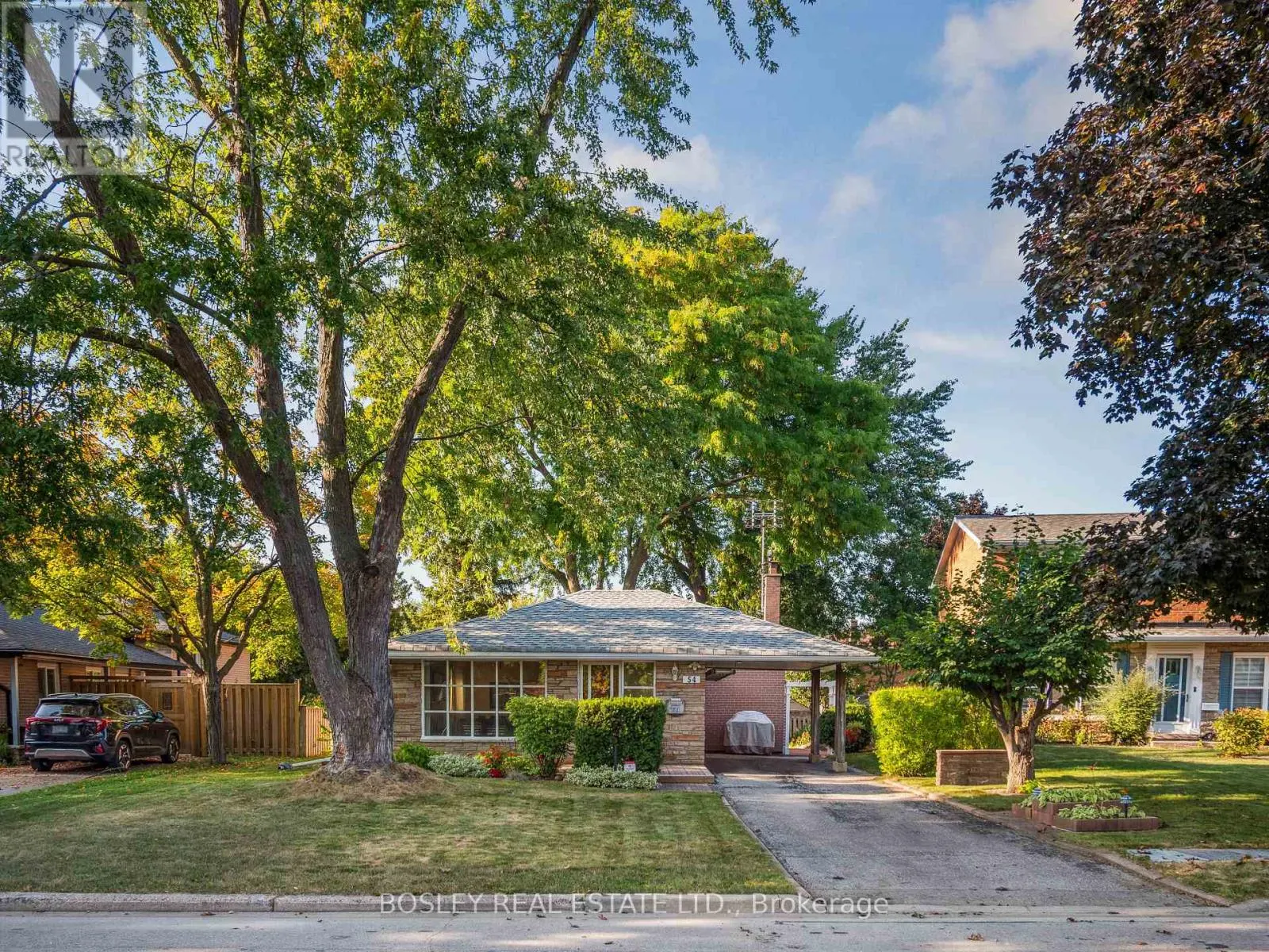 54 DRYSDALE CRESCENT