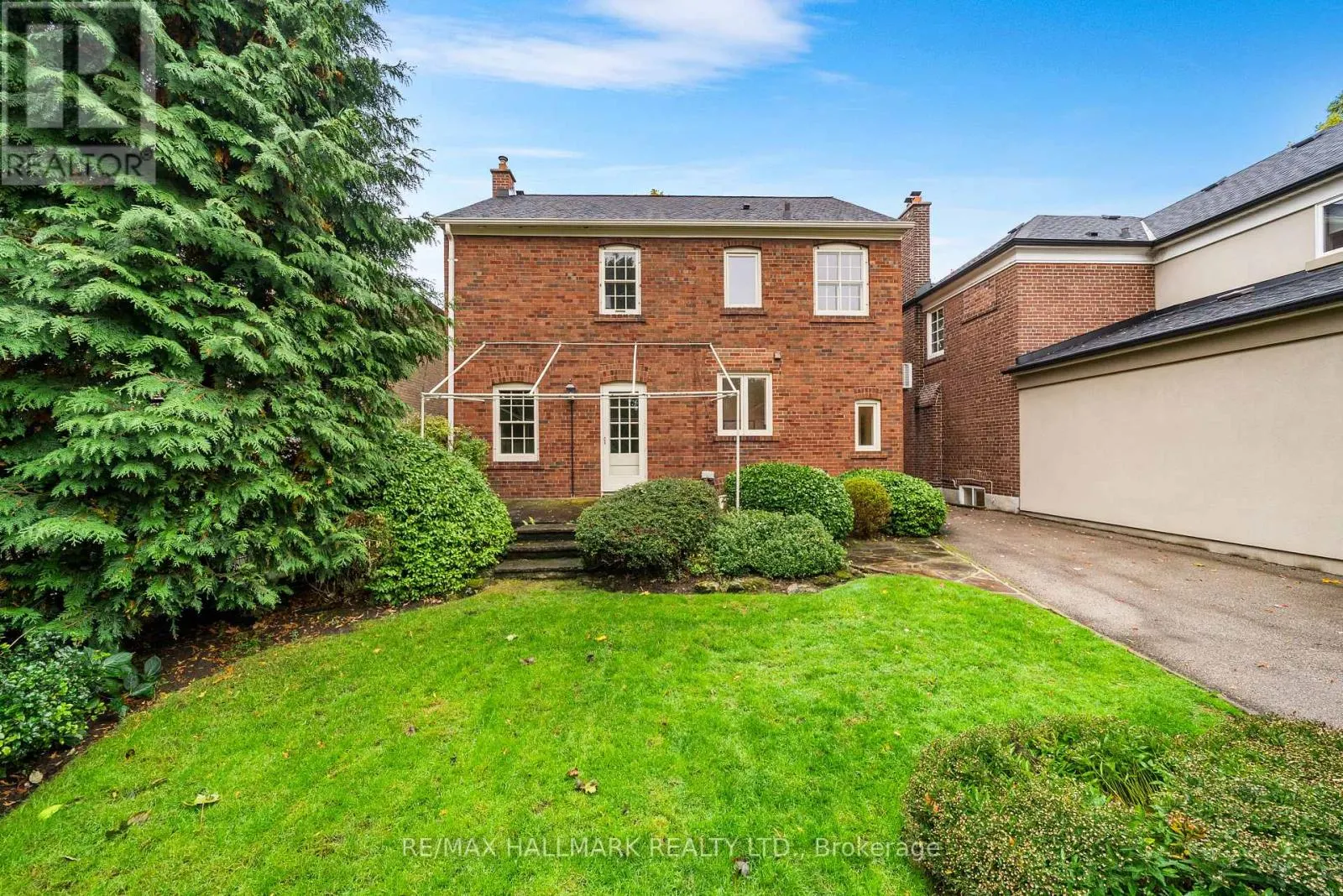 135 MONA DRIVE
