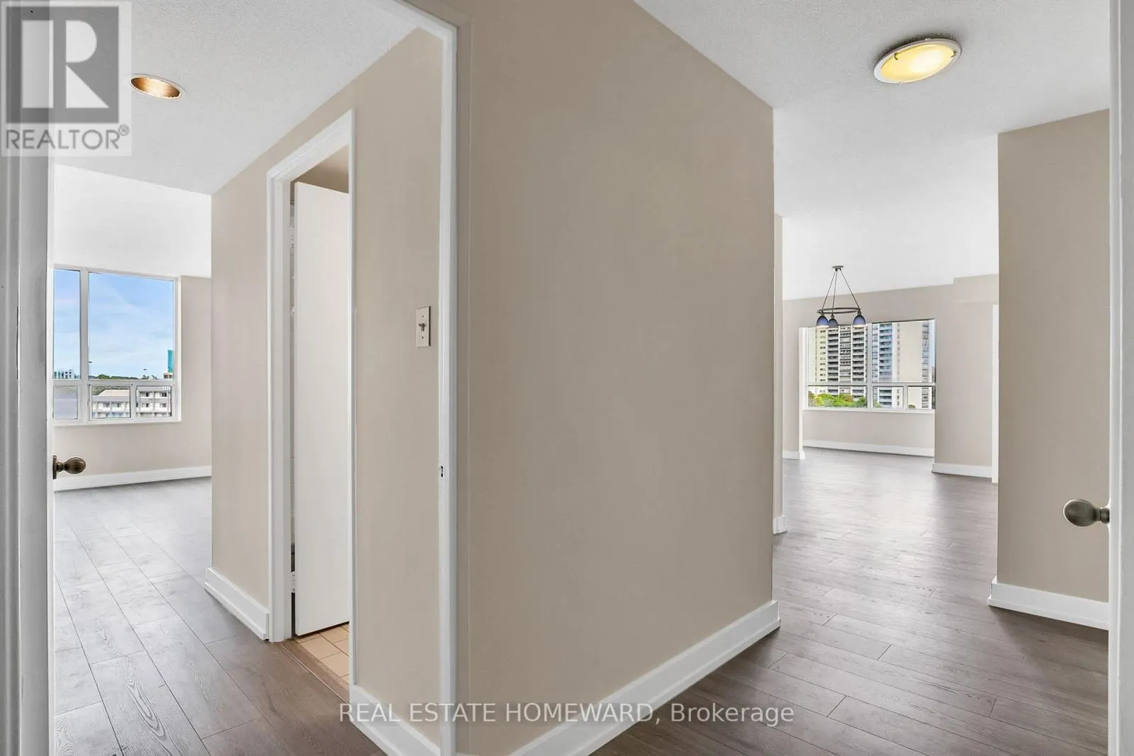 1006 - 215 WYNFORD DRIVE