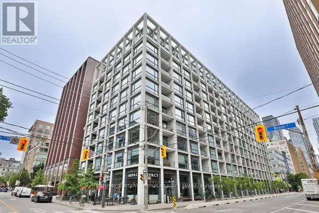 915 - 39 BRANT STREET