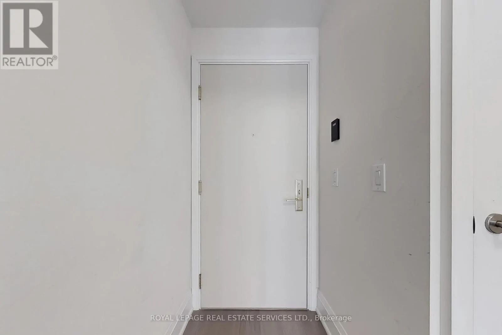 808 - 88 CUMBERLAND STREET