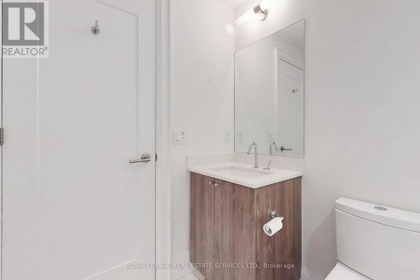 808 - 88 CUMBERLAND STREET