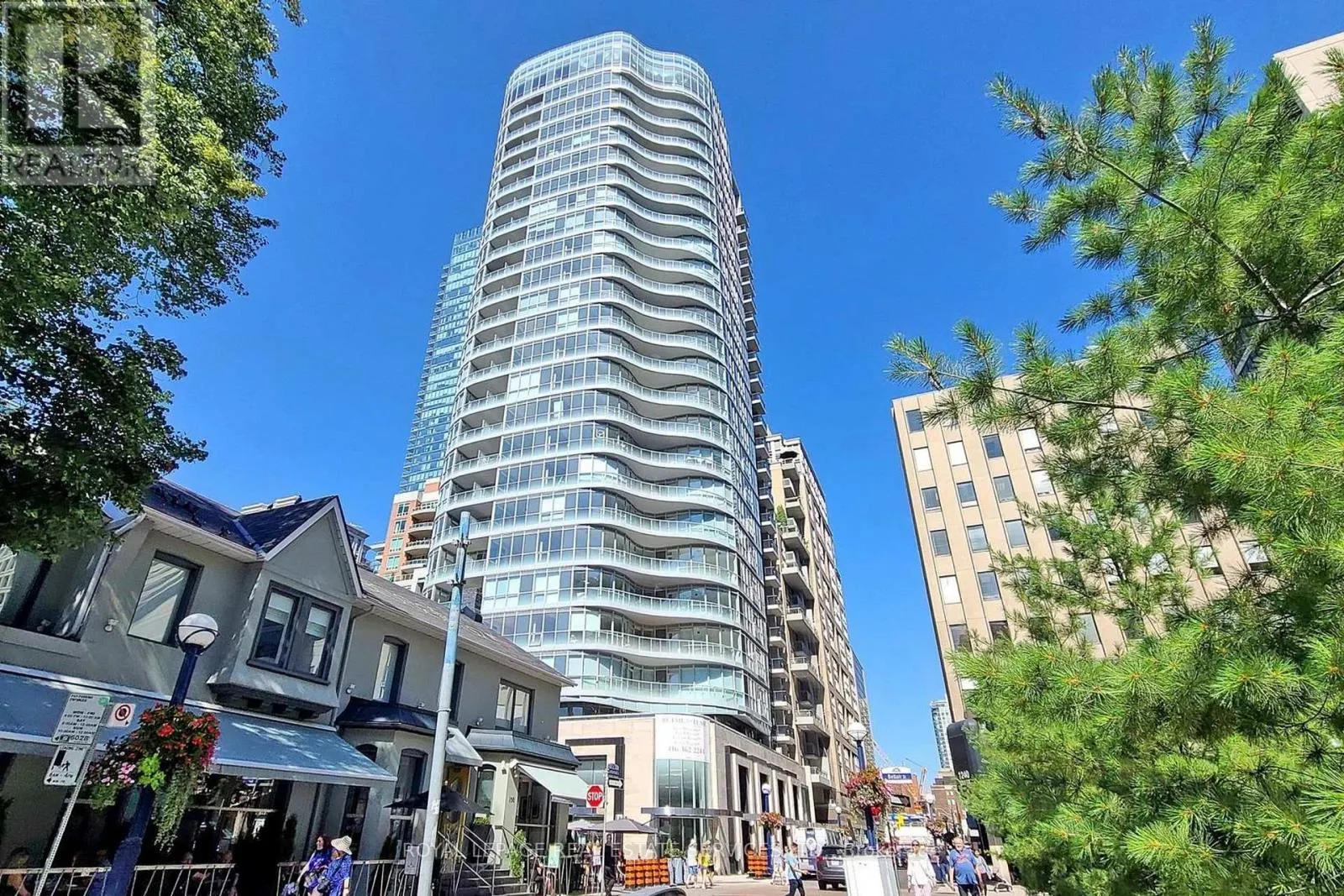 808 - 88 CUMBERLAND STREET