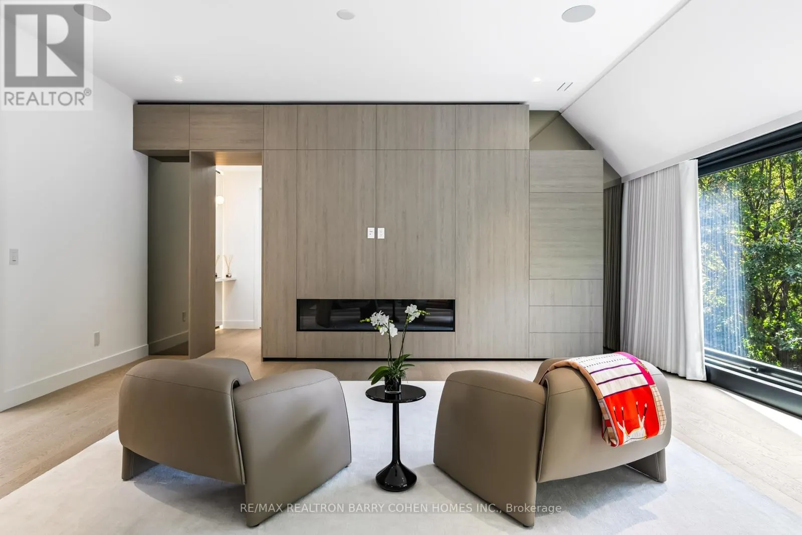 90 ESGORE DRIVE