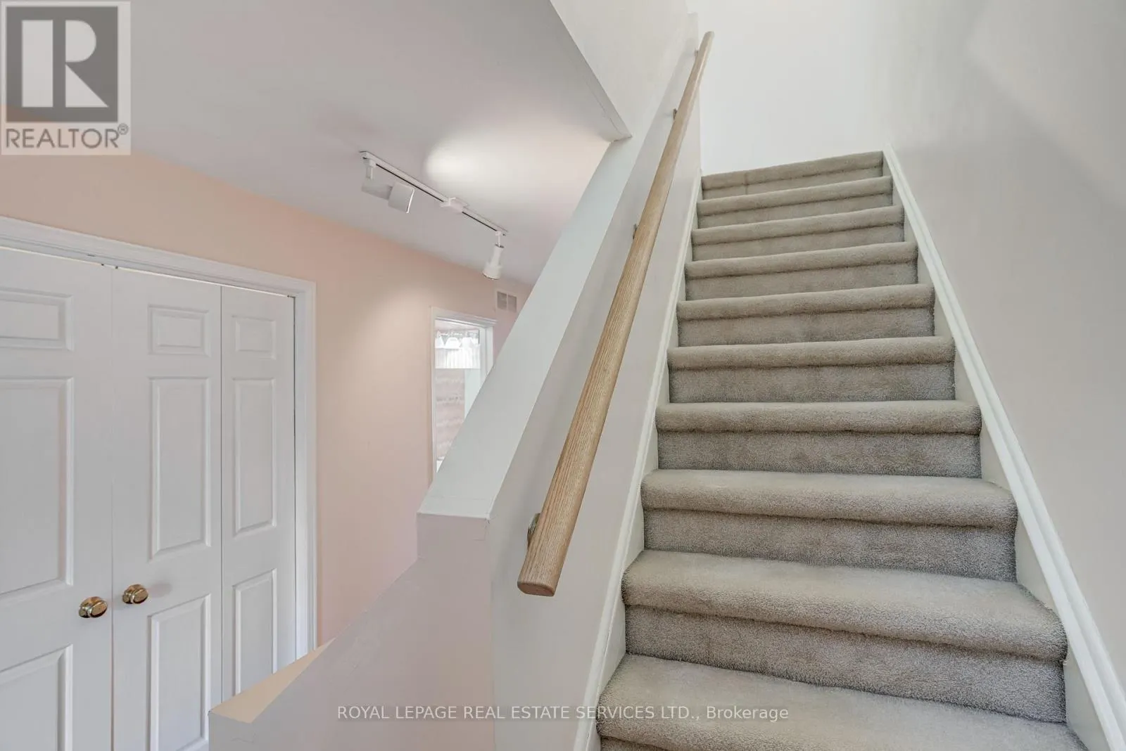 64 ARNOLD AVENUE