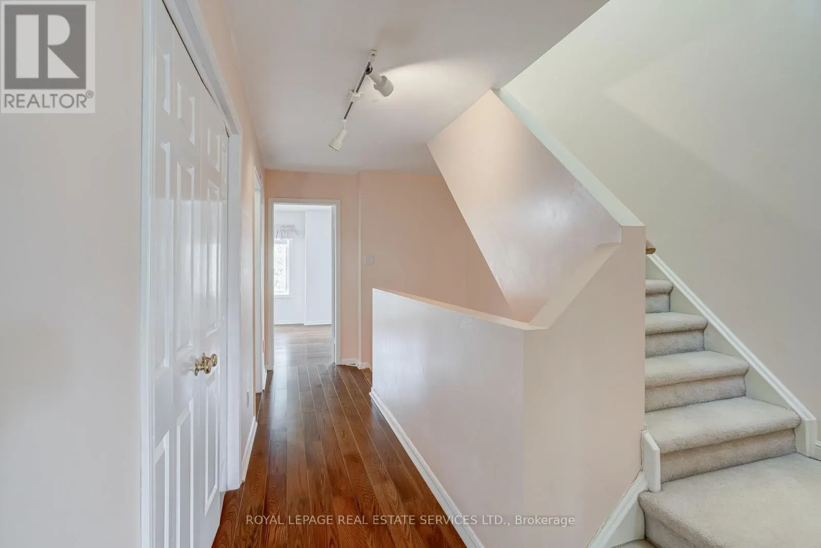 64 ARNOLD AVENUE