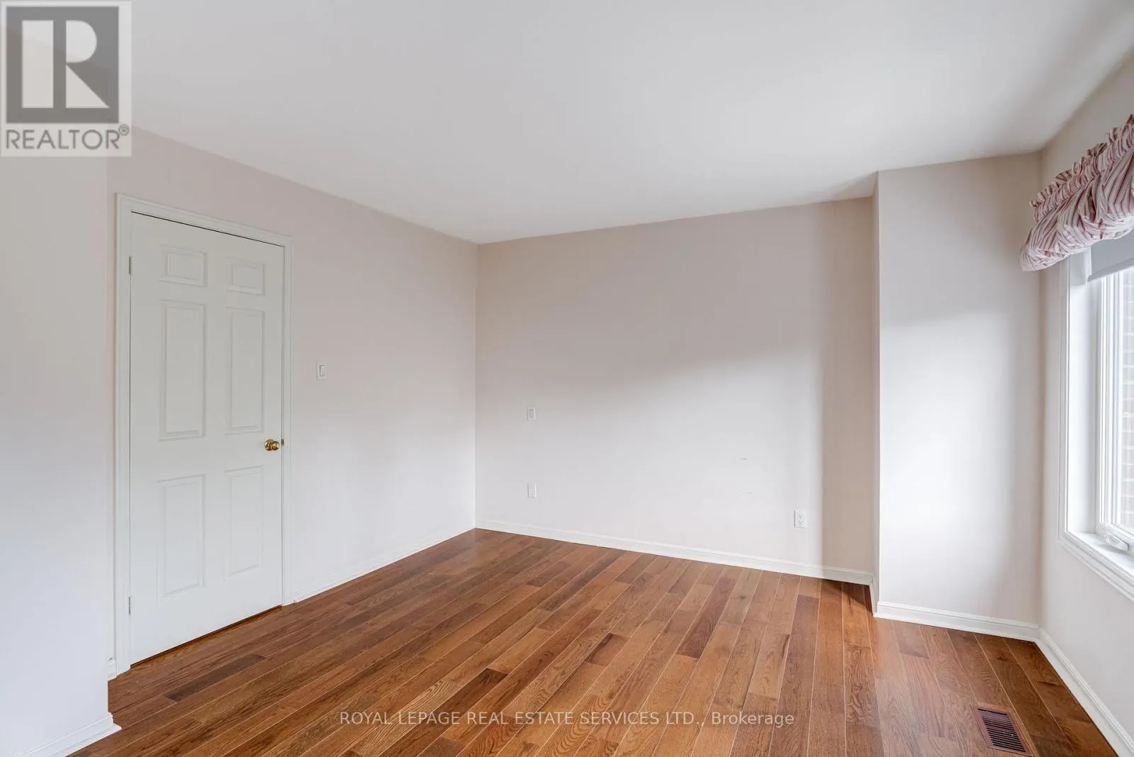 64 ARNOLD AVENUE