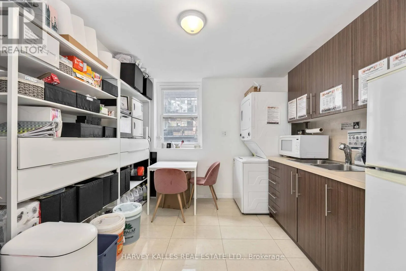 617 KING STREET W