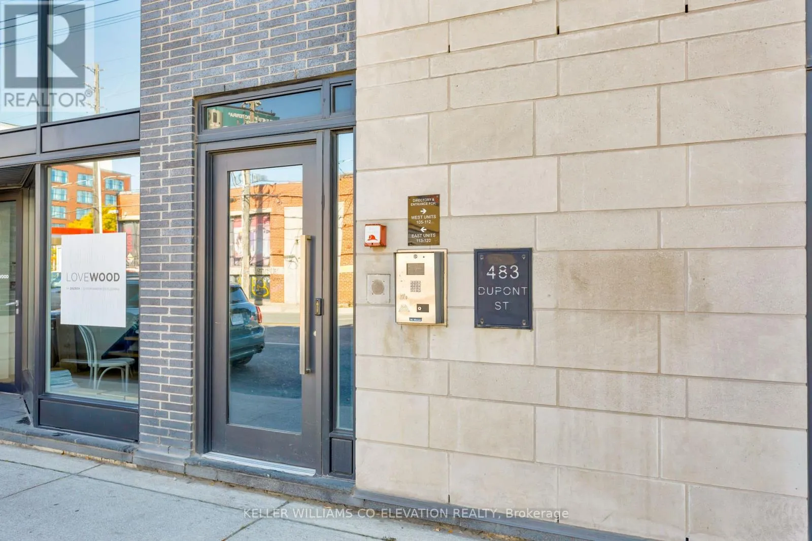 204 - 483 DUPONT STREET