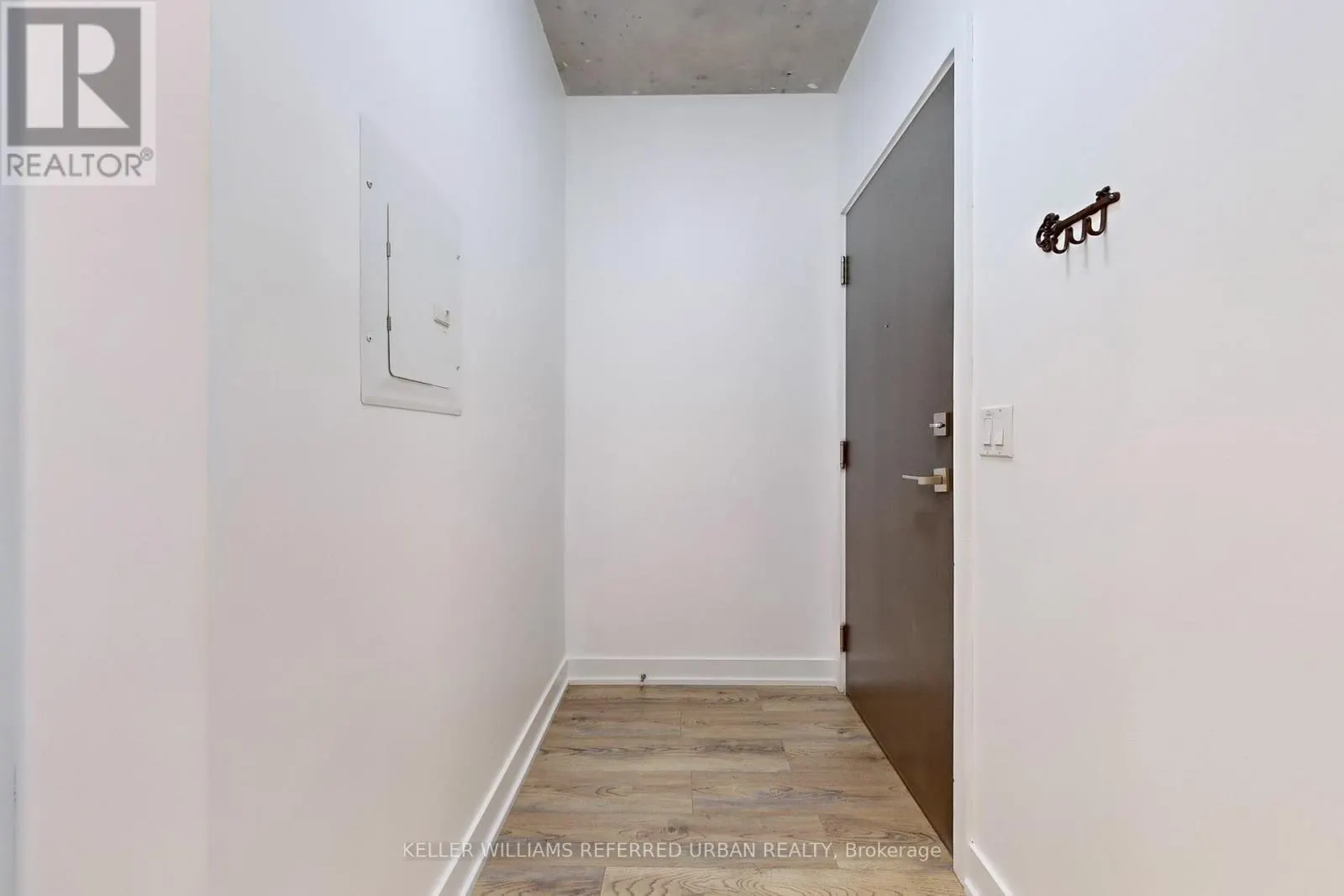 416 - 20 GLADSTONE AVENUE