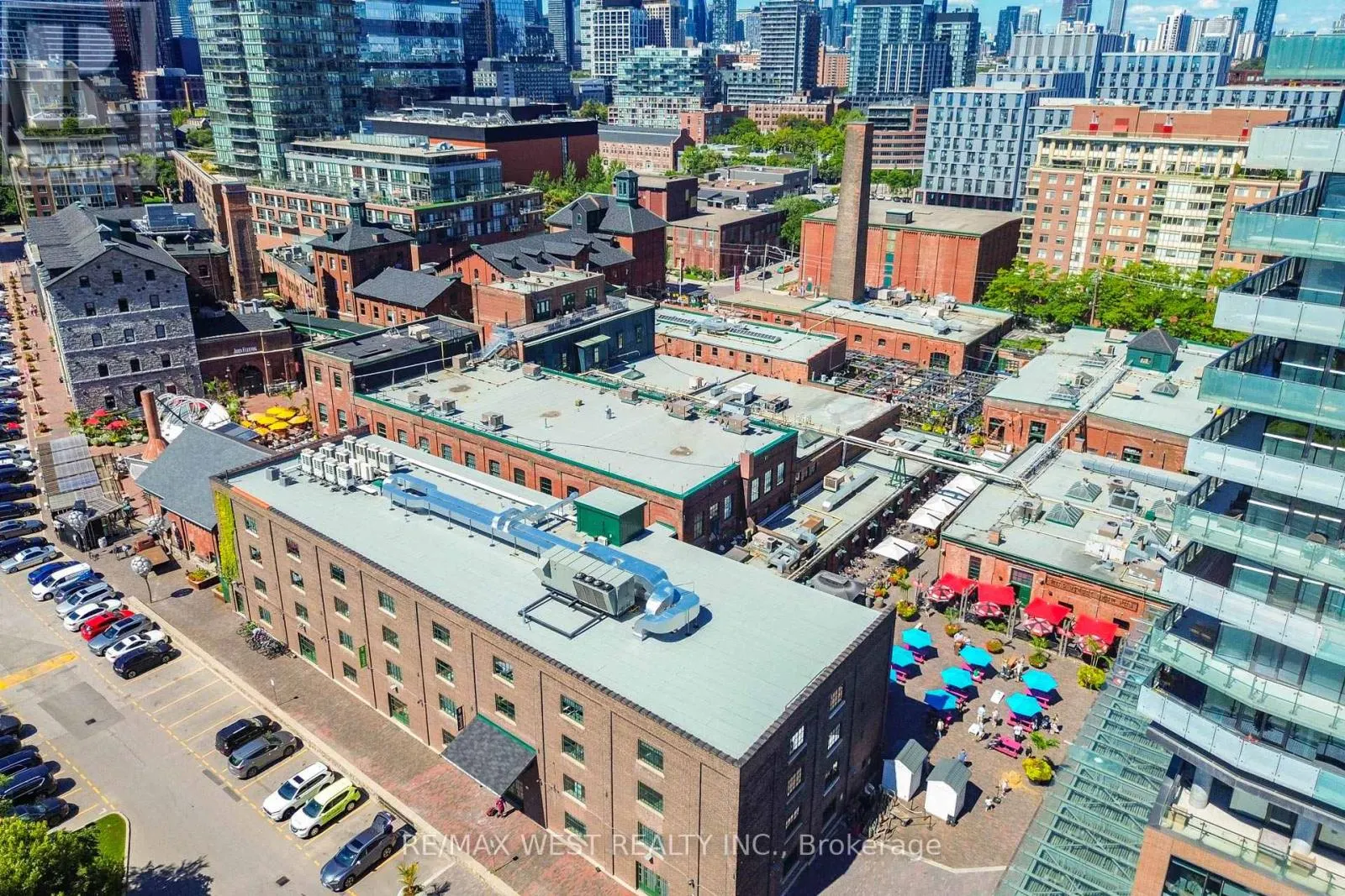 90 DISTILLERY LANE