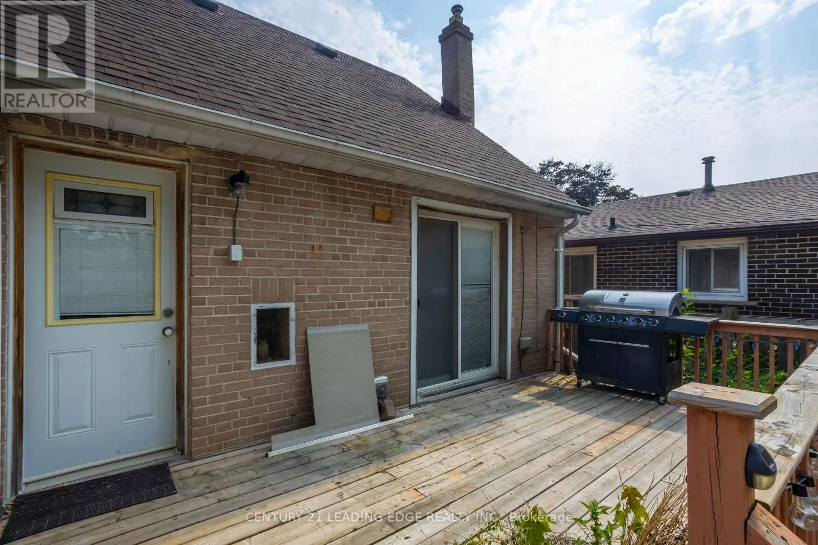 68 NIPIGON AVENUE