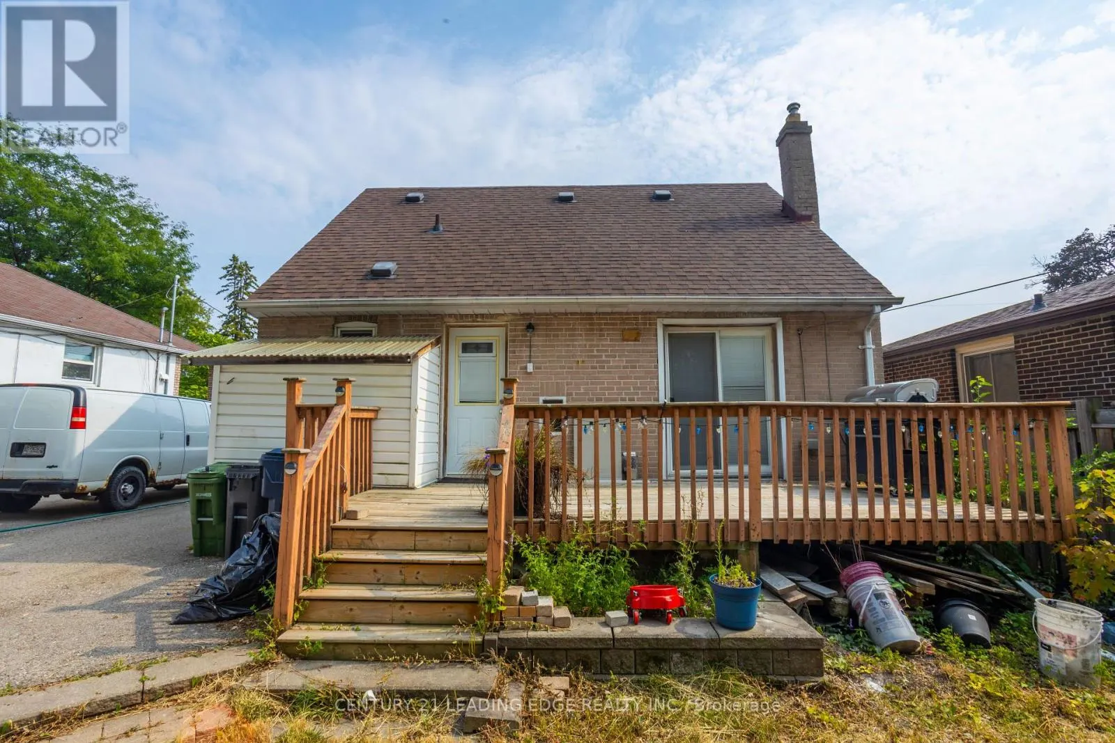 68 NIPIGON AVENUE
