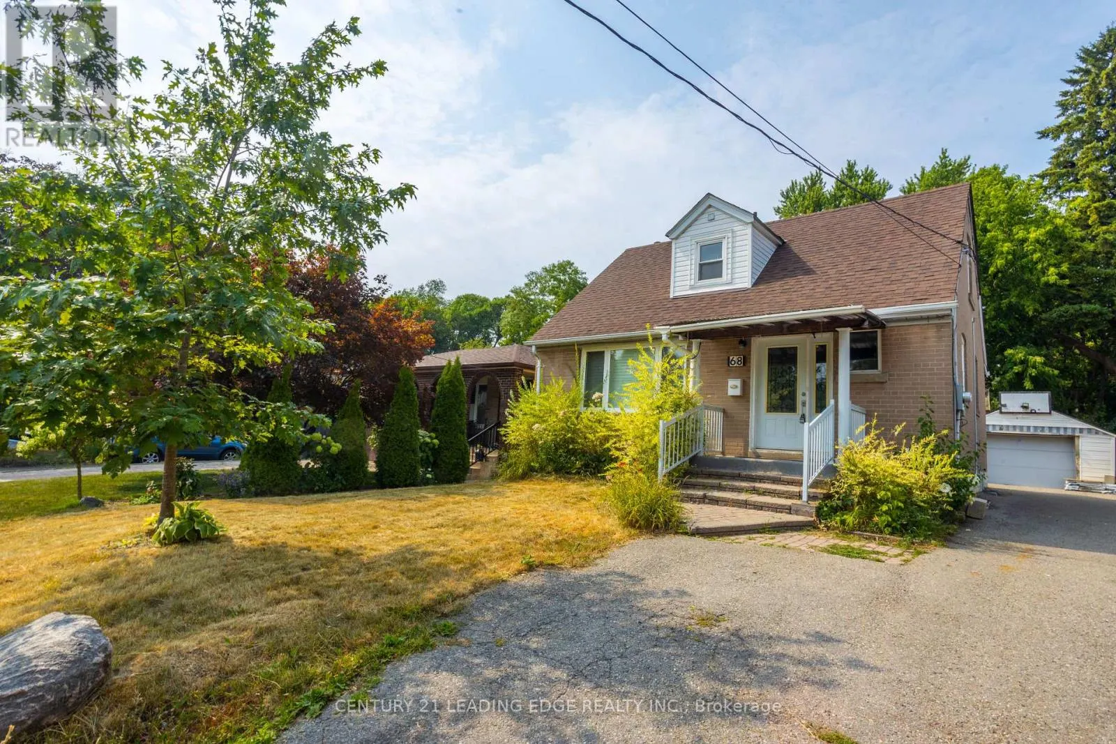 68 NIPIGON AVENUE