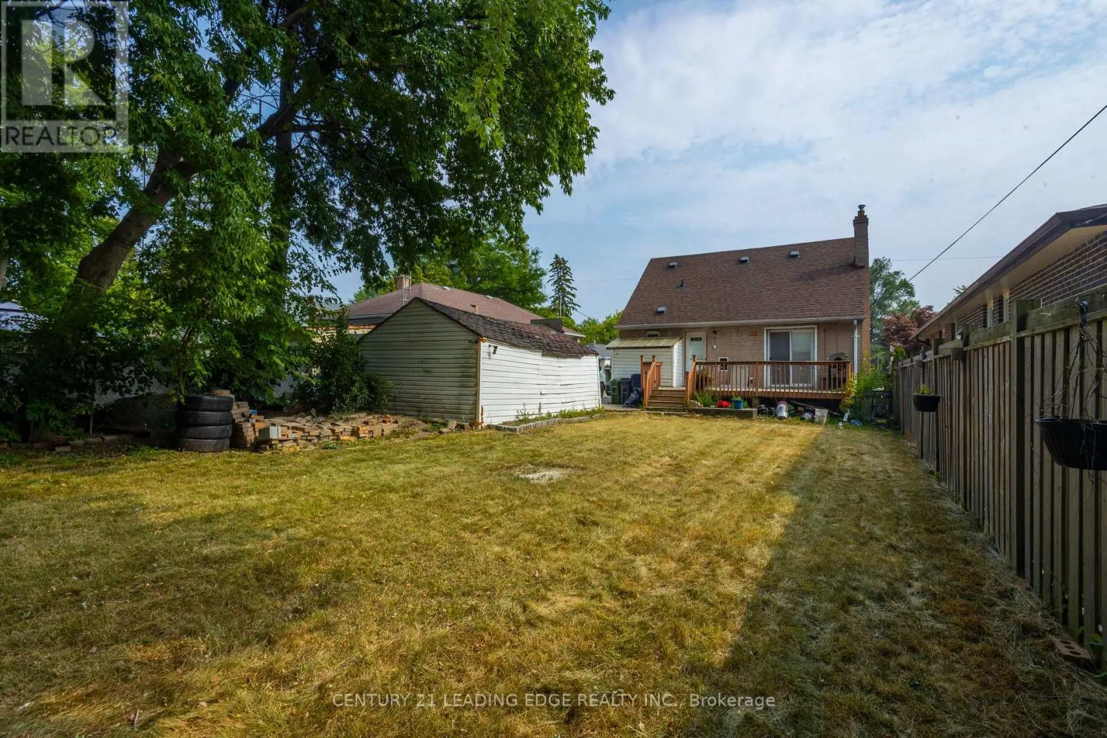 68 NIPIGON AVENUE