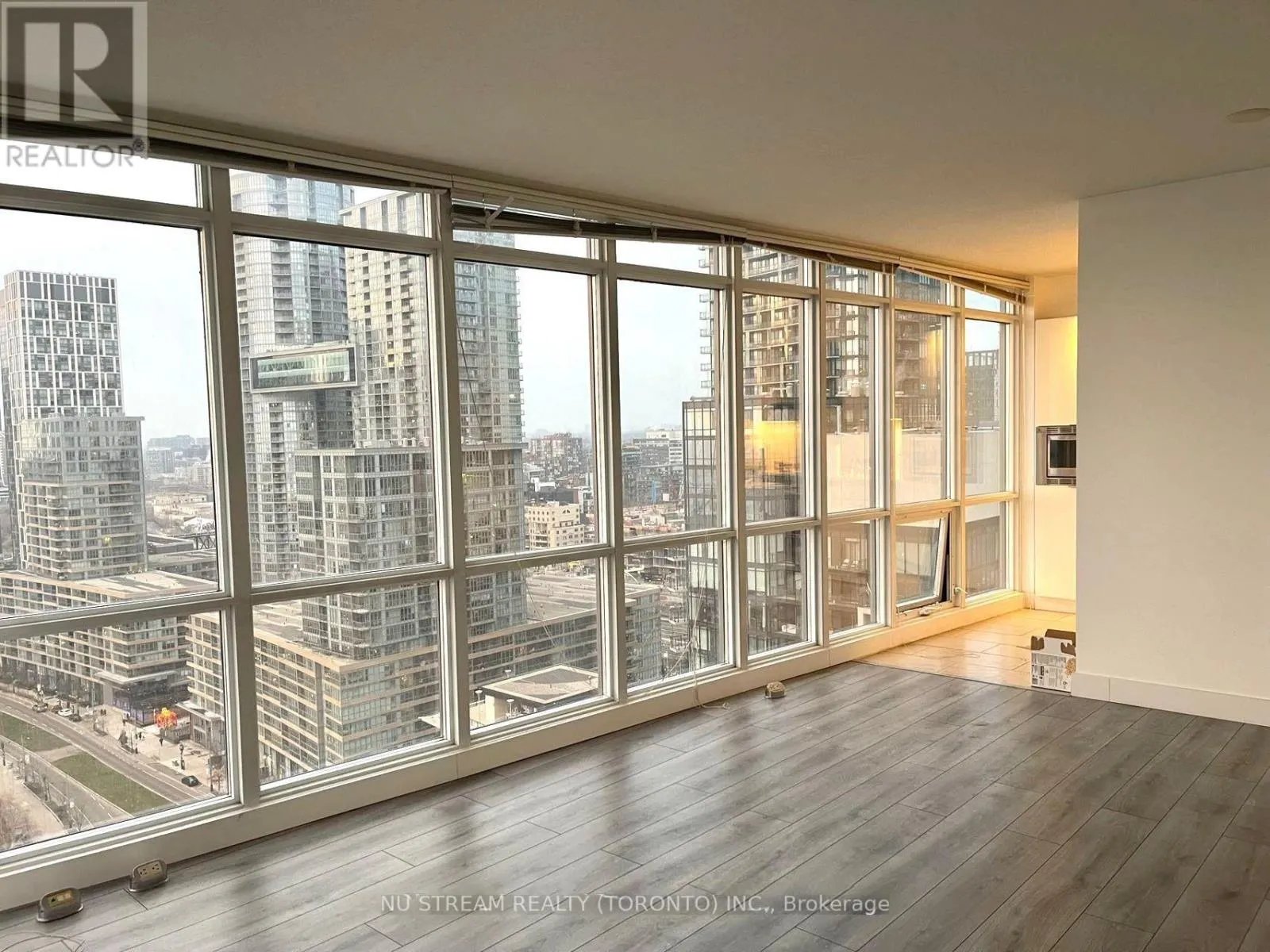 2912 - 15 FORT YORK BOULEVARD