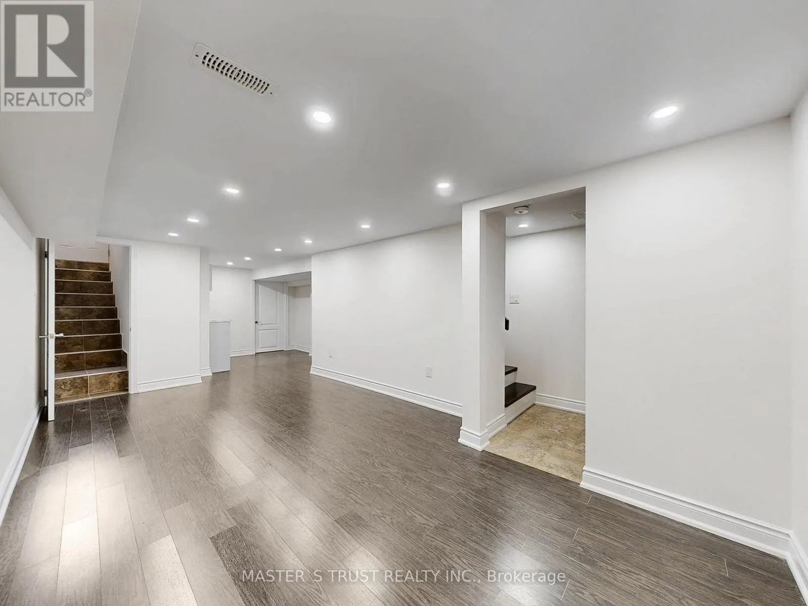 420 OSSINGTON AVENUE