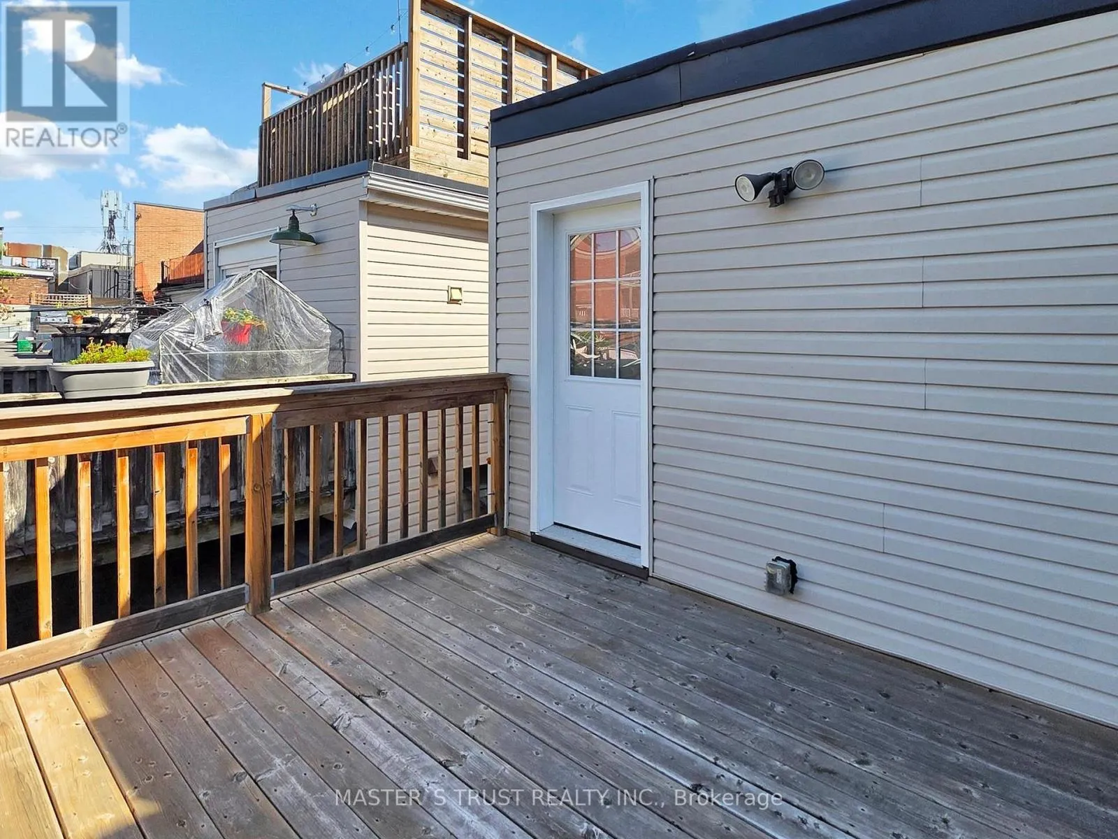 420 OSSINGTON AVENUE