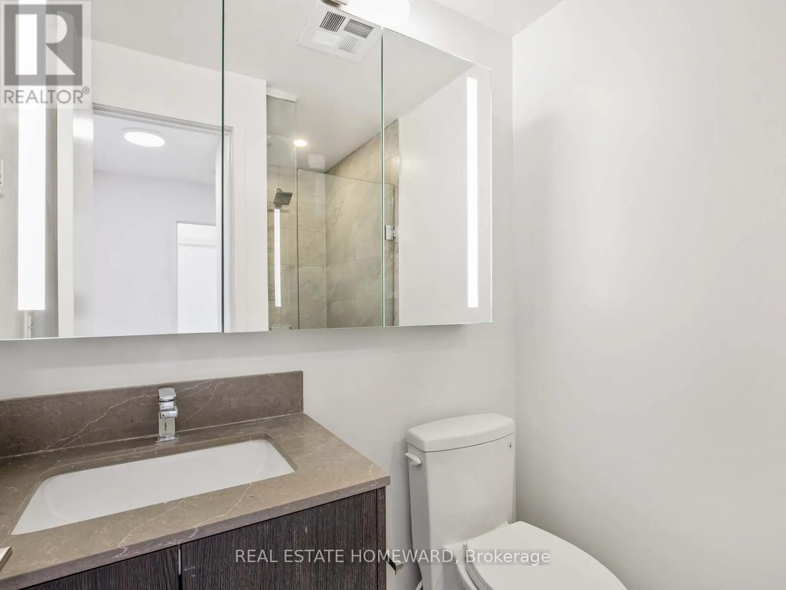 27 - 73 CURLEW DRIVE