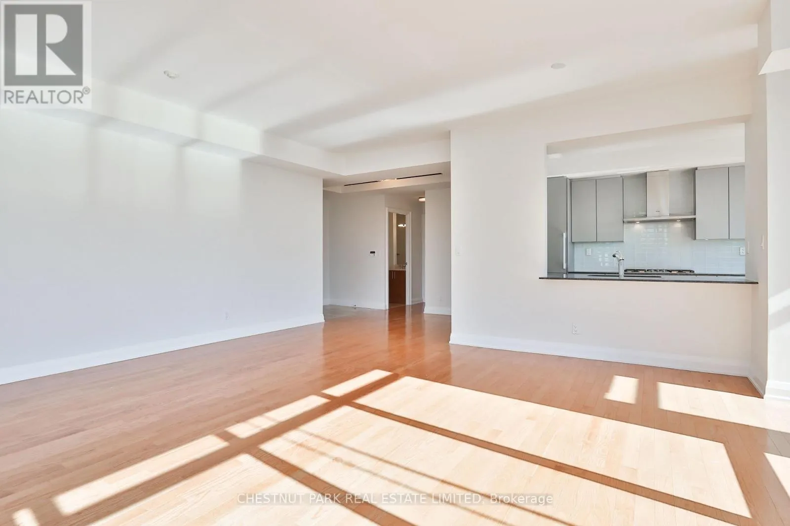 1002 - 1 BEDFORD ROAD
