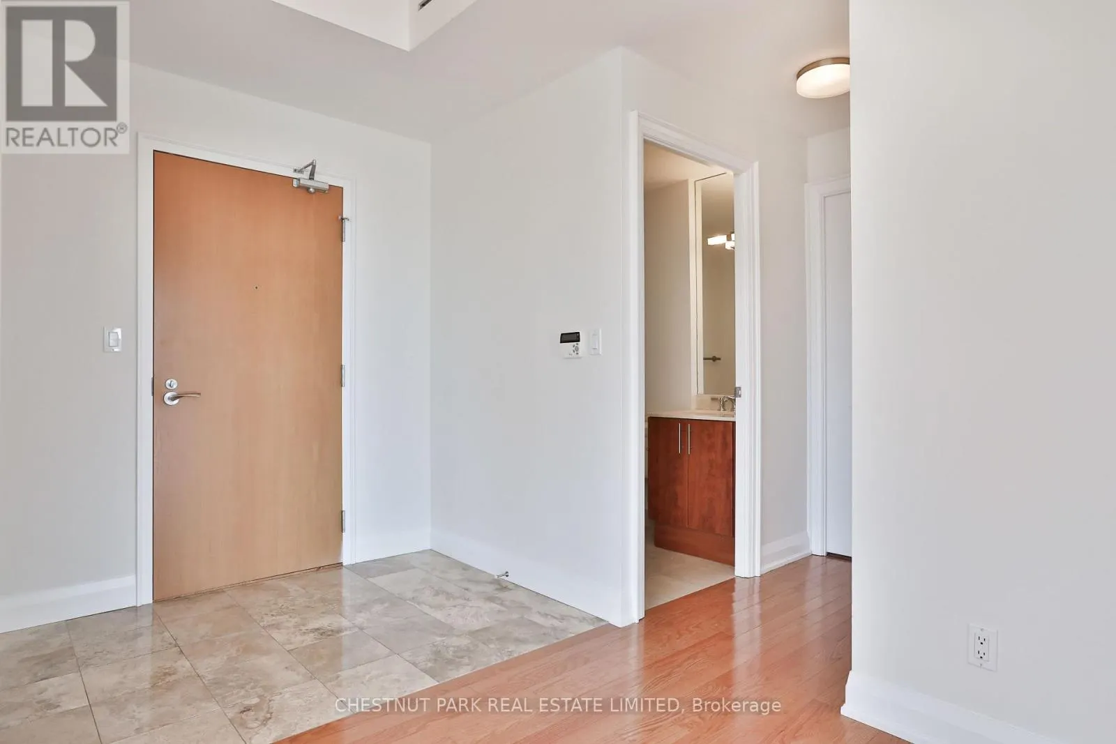 1002 - 1 BEDFORD ROAD