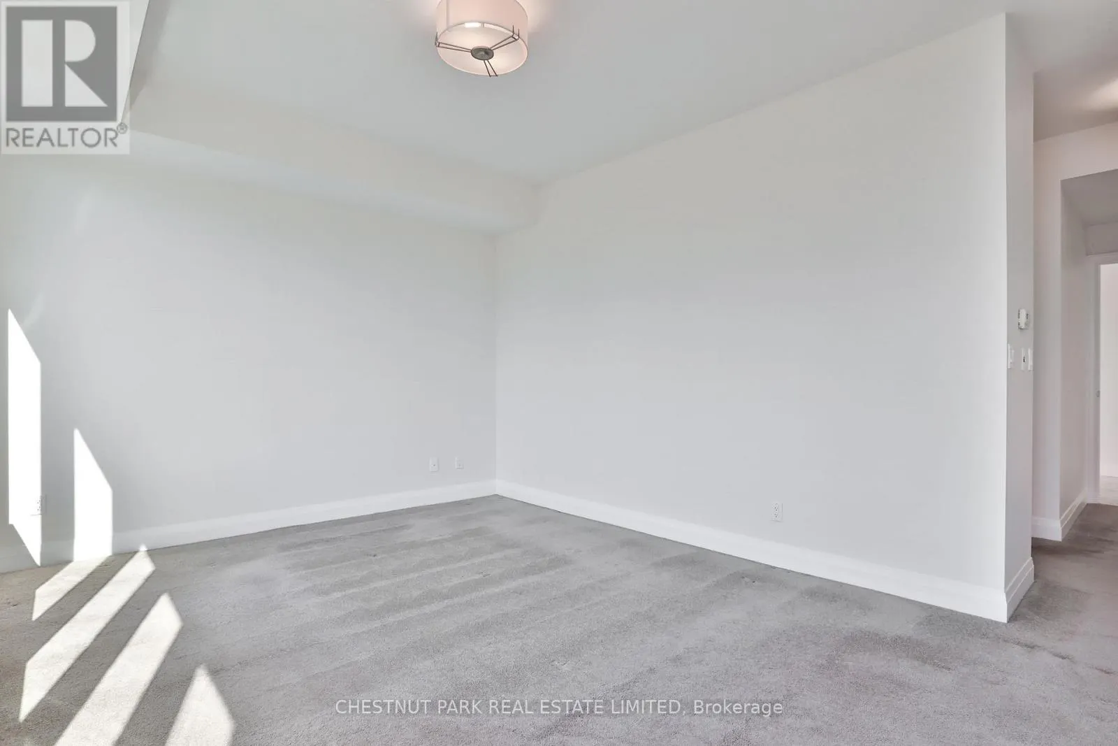 1002 - 1 BEDFORD ROAD