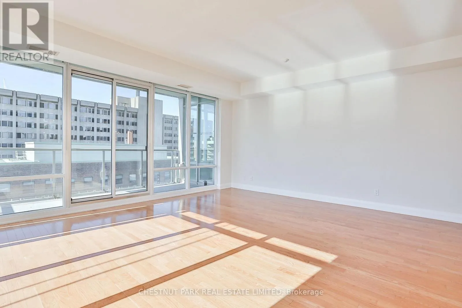 1002 - 1 BEDFORD ROAD