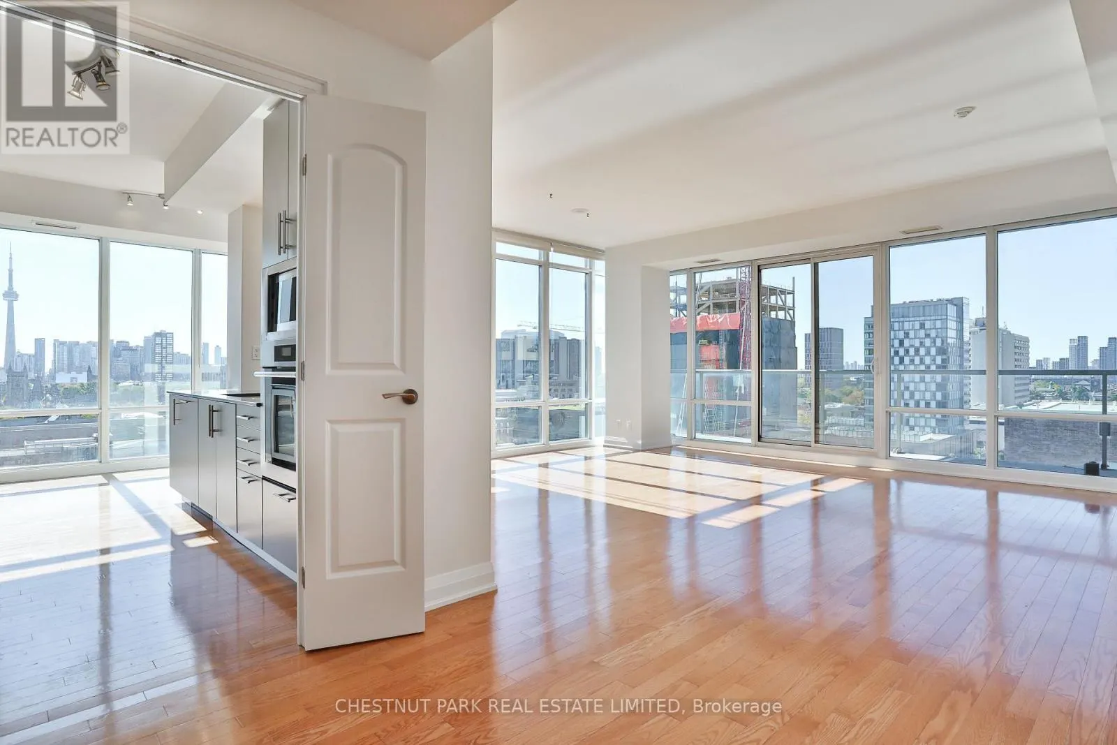 1002 - 1 BEDFORD ROAD