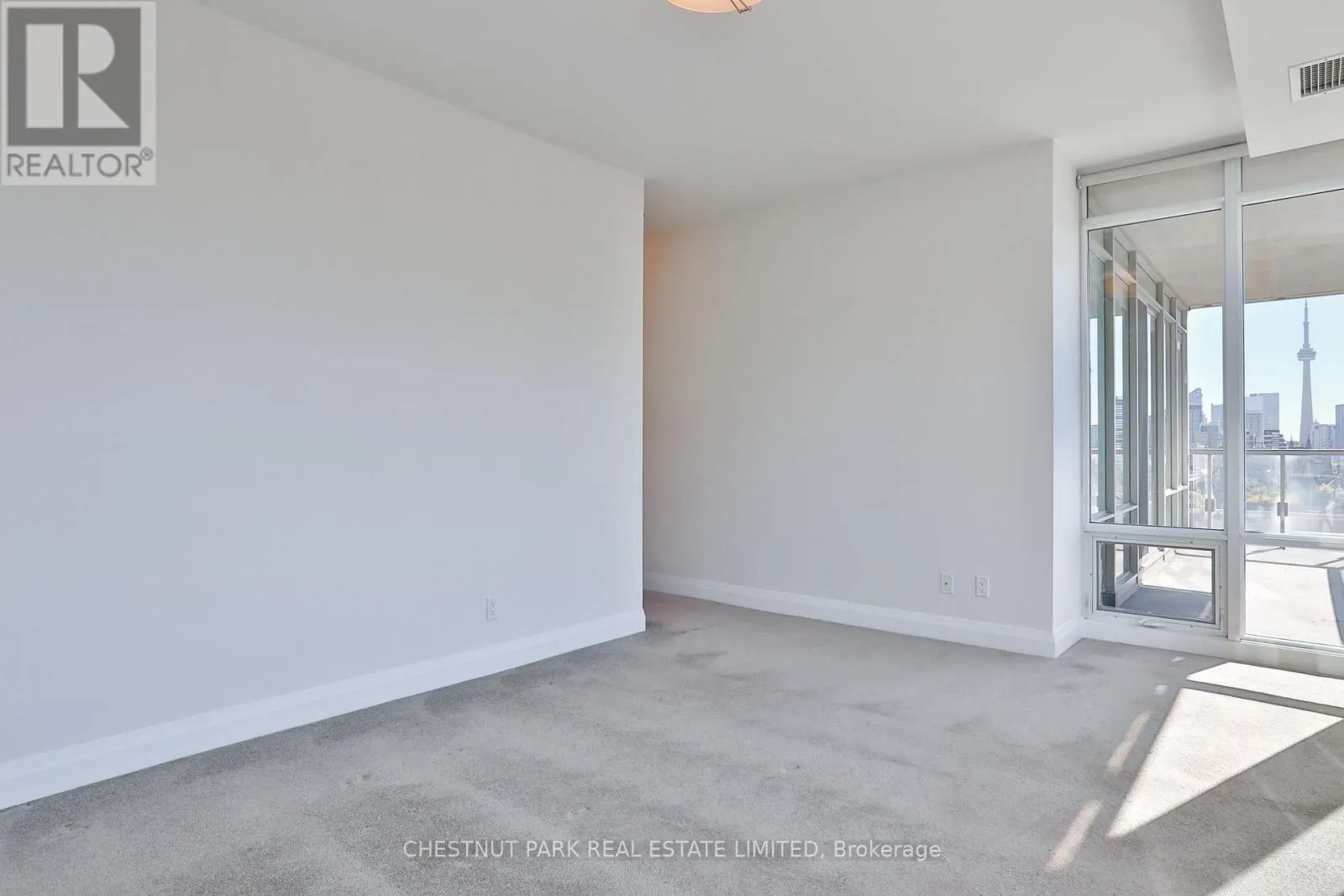 1002 - 1 BEDFORD ROAD