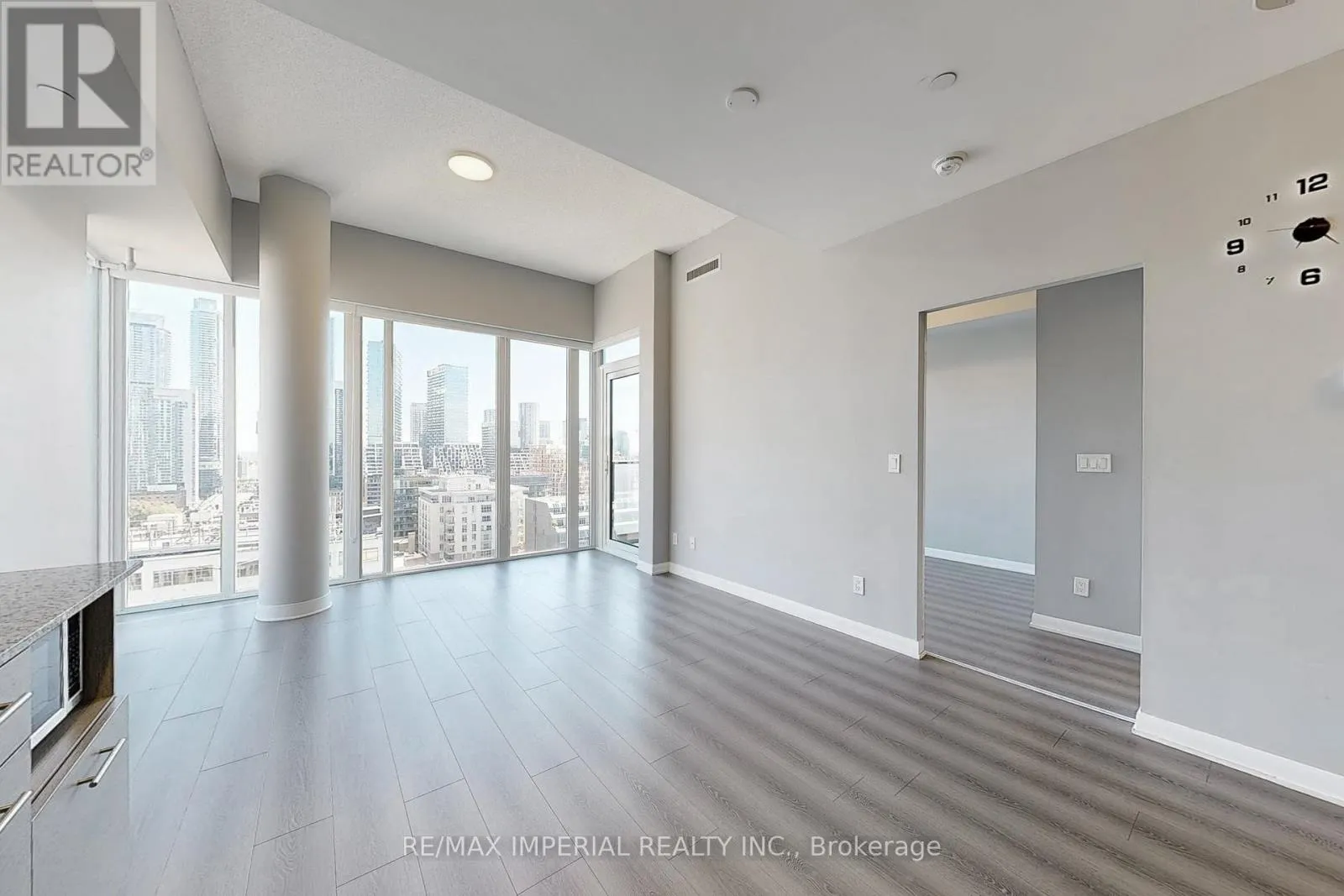 PH104 - 435 RICHMOND STREET W