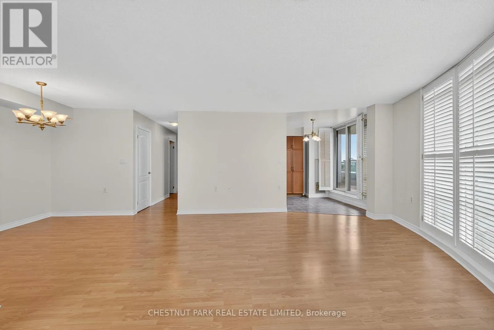 703 - 3840 BATHURST STREET
