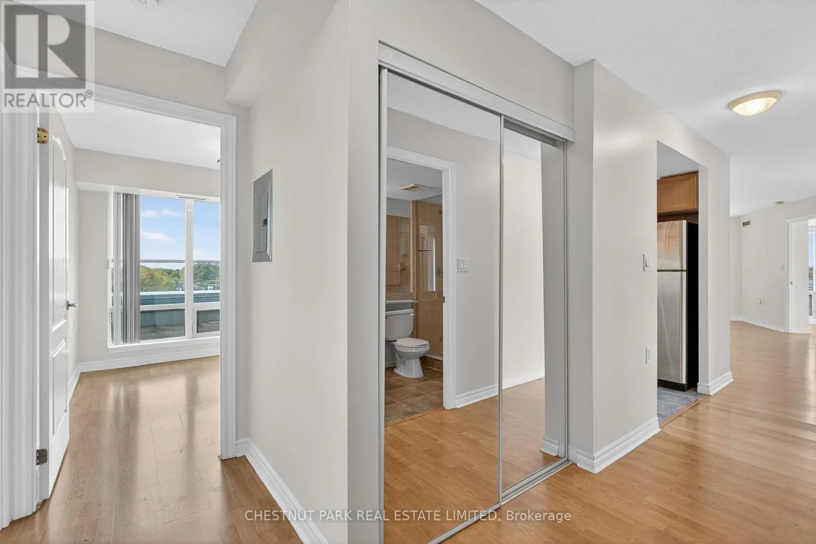 703 - 3840 BATHURST STREET