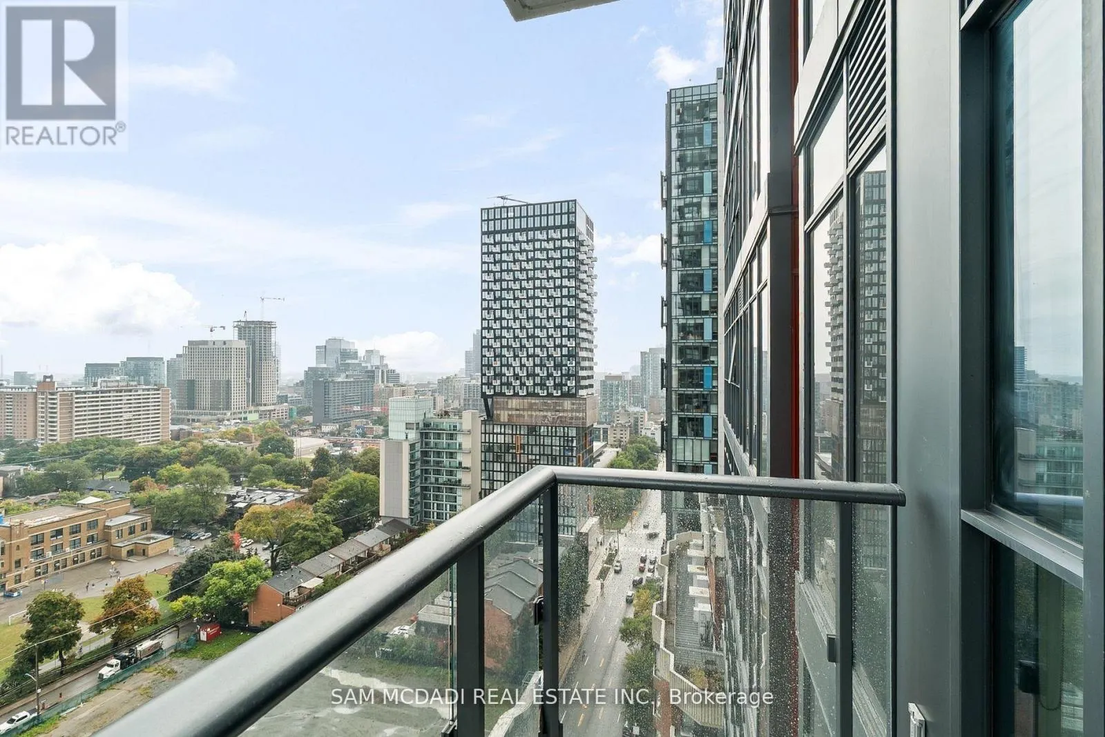1906 - 159 DUNDAS STREET E