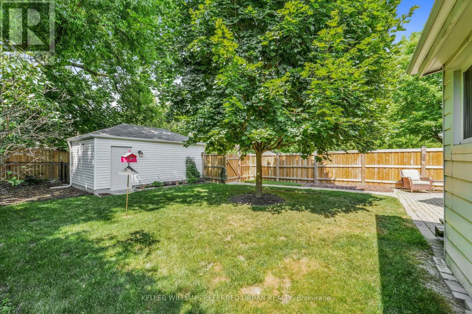 274 POYNTZ AVENUE