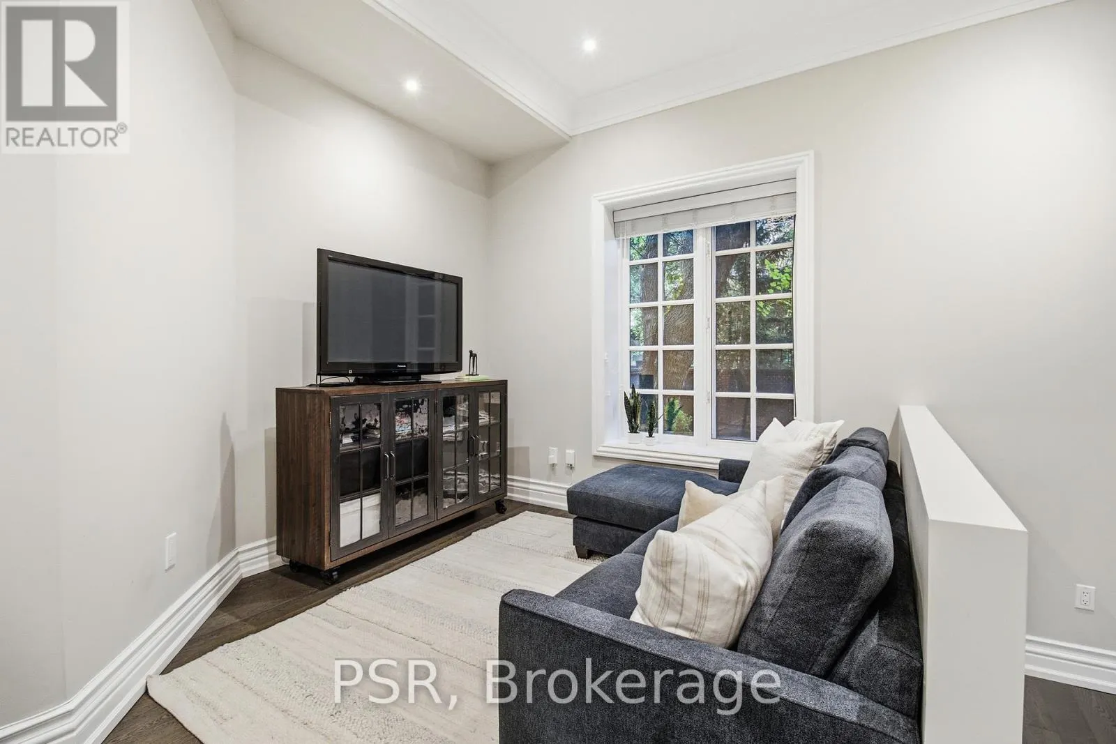 46 BERNARD AVENUE
