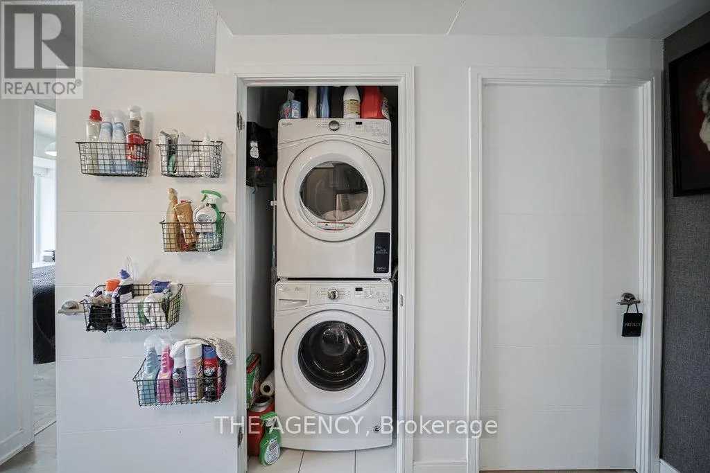 1109 - 50 WELLESLEY STREET E